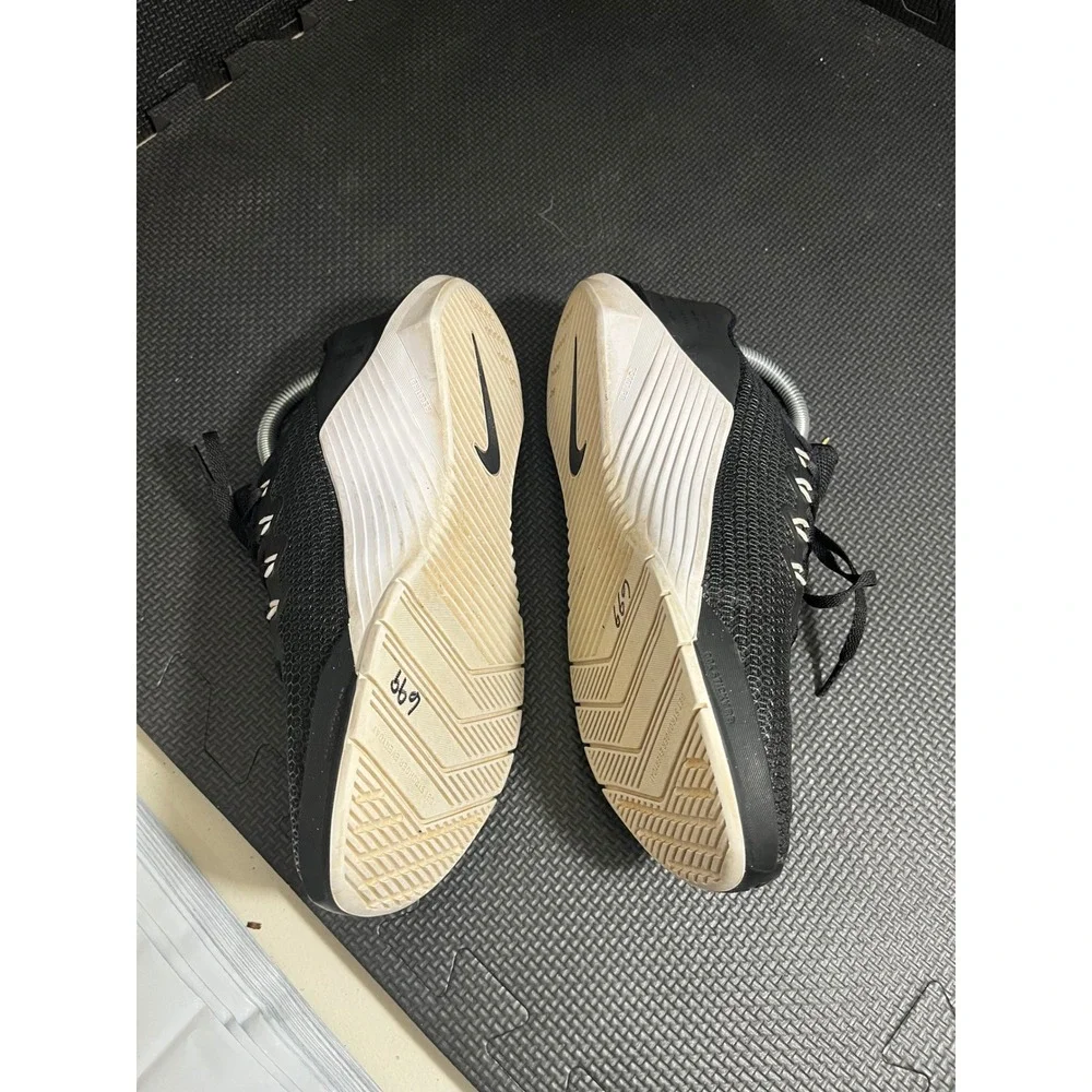 Nike good size